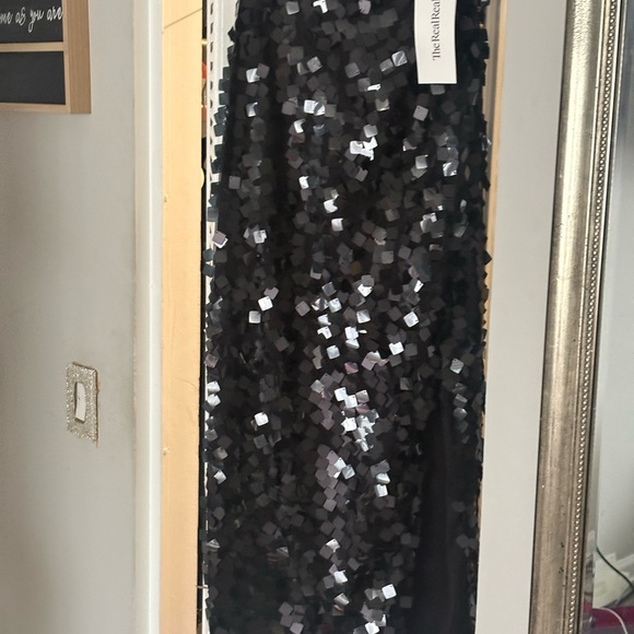House of Harlow 1960 Elegant Black sequin skirt - Picture 2 of 5